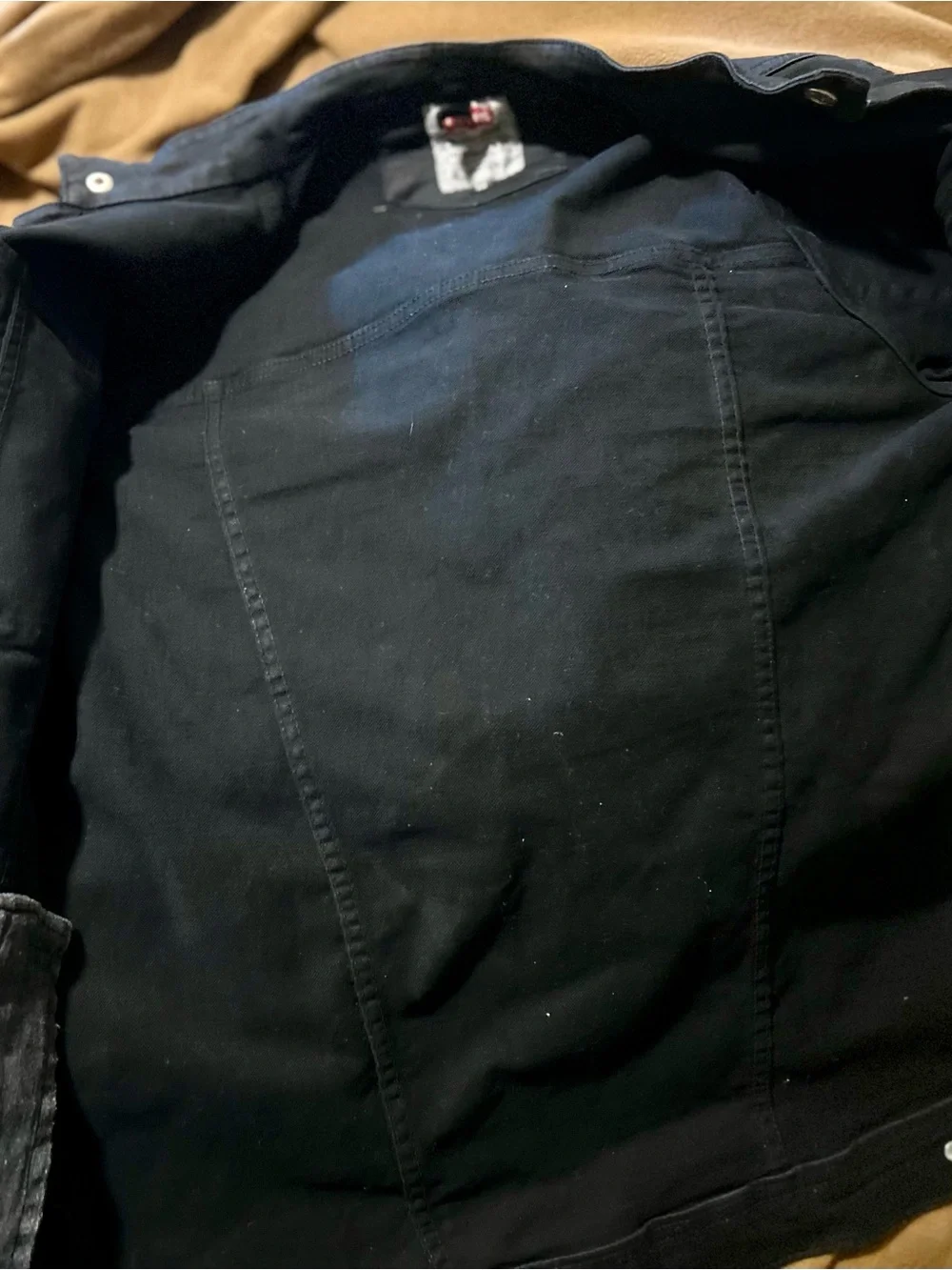 Levi's Black Snap-Collar Trucker Jacket NWOT - Picture 4 of 5